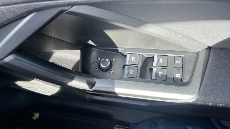 Audi Q3 40 TFSI Quattro S Line 5dr S Tronic Petrol Estate